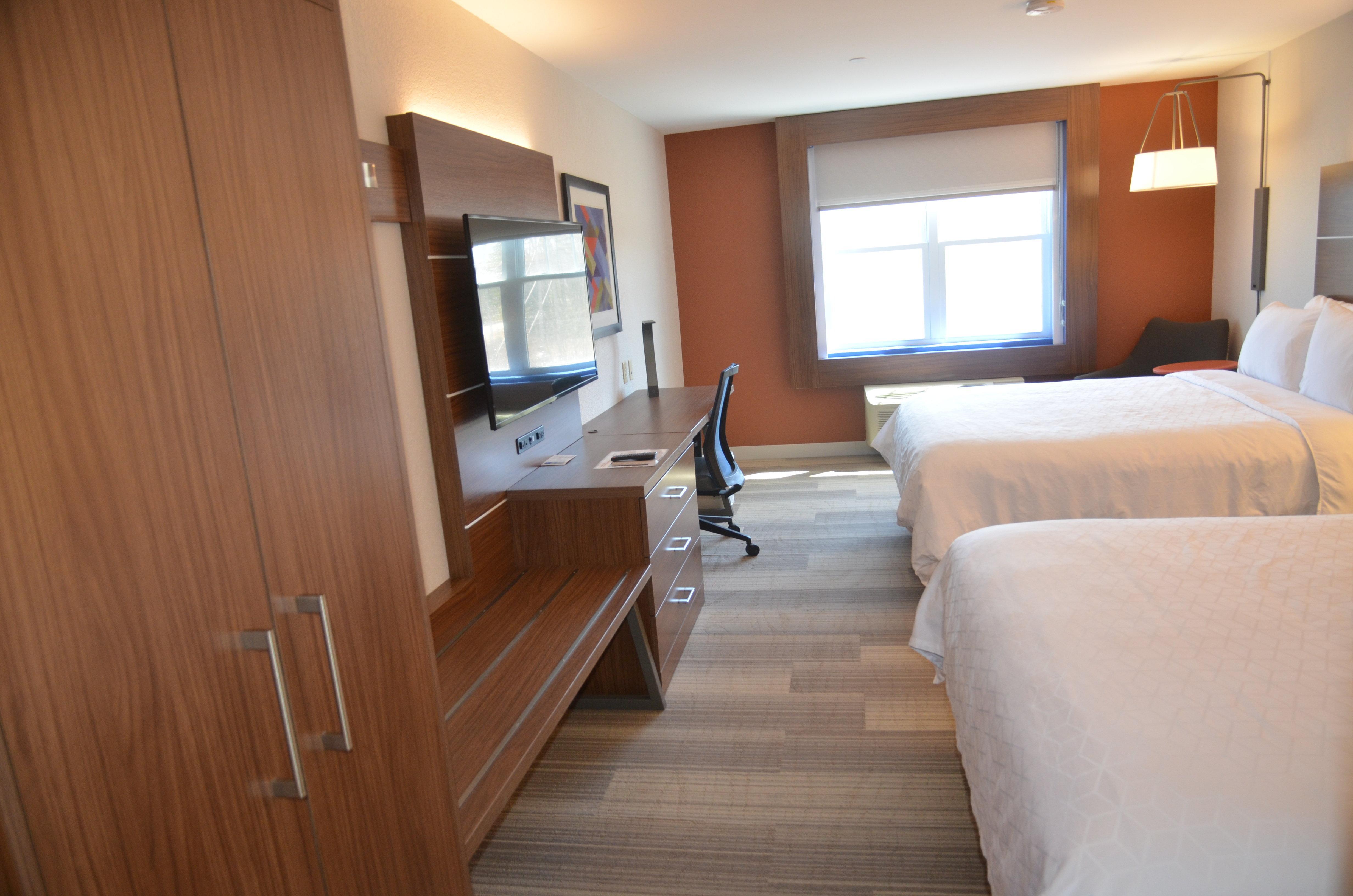 Holiday Inn Express Hotel & Suites Rochester By Ihg Ngoại thất bức ảnh