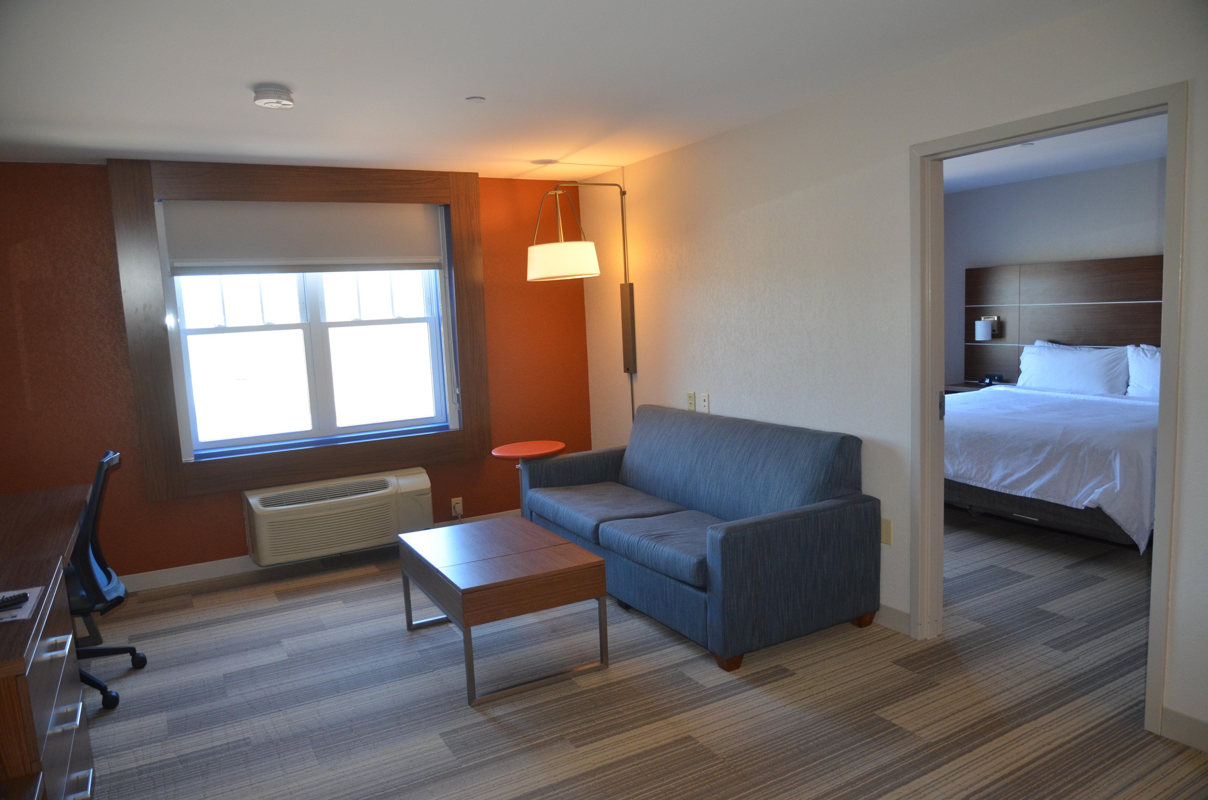 Holiday Inn Express Hotel & Suites Rochester By Ihg Ngoại thất bức ảnh