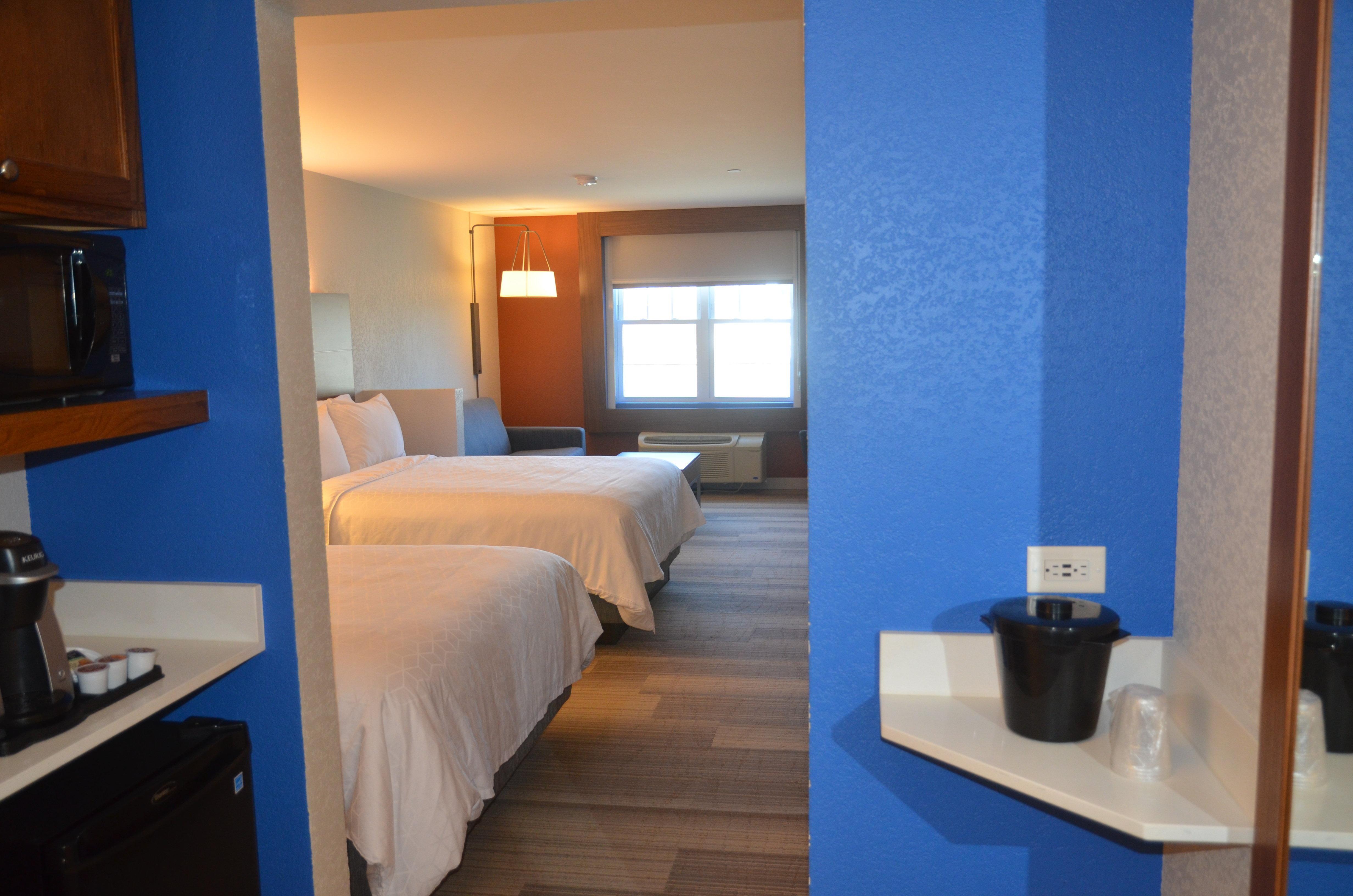 Holiday Inn Express Hotel & Suites Rochester By Ihg Ngoại thất bức ảnh